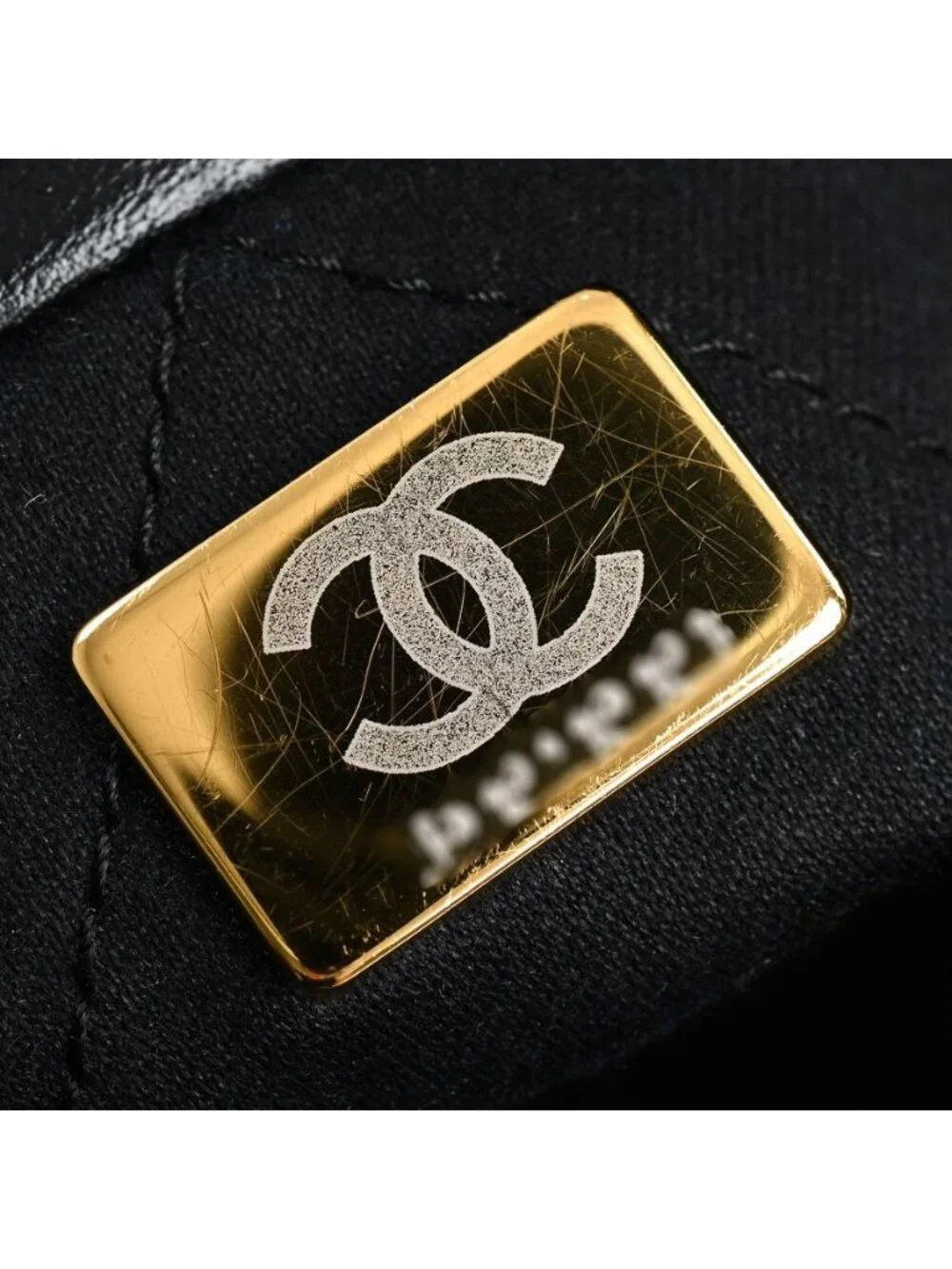 Chanel Shoulder Bag 22 Mini